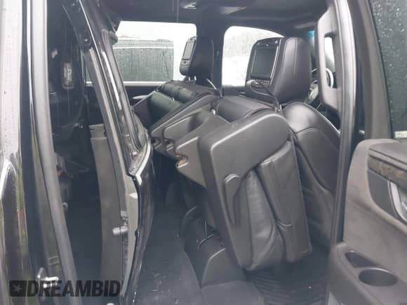 2016 Cadillac Escalade ESV Platinum с VIN 1GYS4KKJ9GR239111, выставлен на аукционе IAAI как лот 41627506 с пробегом 145 105 миль миль и . История ставок и продаж доступна на DreamBid. Изображение 8.