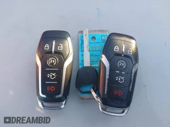 2015 Ford Mustang EcoBoost Premium z VIN 1FATP8UH4F5364494, wystawiony jako IAAI lot #43471038 z przebiegiem 68 272 mil mil oraz . Historia ofert i sprzedaży dostępna na DreamBid. Obrazek 11.