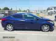 2013 Hyundai Elantra GLS z VIN 5NPDH4AEXDH324223, wystawiony jako IAAI lot #42467350 z przebiegiem 177 304 mil mil oraz . Historia ofert i sprzedaży dostępna na DreamBid. Obrazek 13.