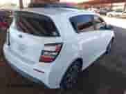 2017 Chevrolet Sonic LT с VIN 1G1JD6SB0H4116953, выставлен на аукционе IAAI как лот 43483105 с пробегом 181 621 миль миль и . История ставок и продаж доступна на DreamBid. Изображение 4.