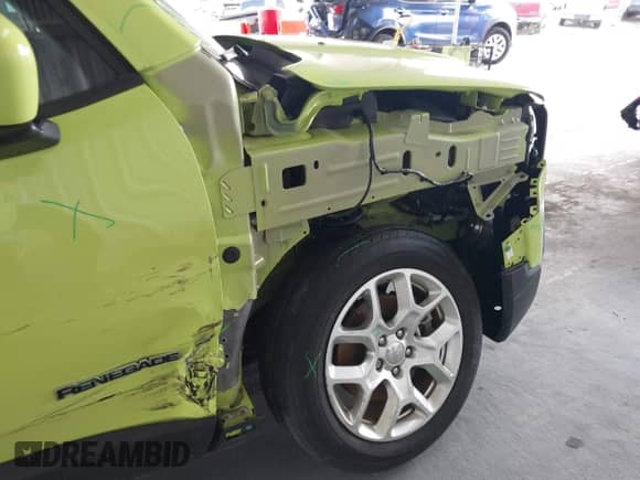 2018 Jeep Renegade Latitude with VIN ZACCJABBXJPH21386, listed as a IAAI auction lot 43027227 with 17,531 mi miles and . Bid and sale history available at DreamBid. Image 6.