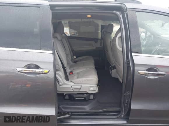 2019 Honda Odyssey Elite с VIN 5FNRL6H99KB028307, выставлен на аукционе IAAI как лот 43293945 с пробегом 108 952 миль миль и . История ставок и продаж доступна на DreamBid. Изображение 8.