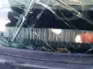 2003 Chevrolet Suburban LT z VIN 1GNEC16Z13J133476, wystawiony jako Copart lot #68215284 z przebiegiem 248 863 mil mil oraz Nie do naprawy • Non repairable. Historia ofert i sprzedaży dostępna na DreamBid. Obrazek 14.