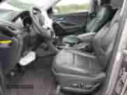 2017 Hyundai Santa Fe 2.0T с VIN 5XYZU4LA2HG436913, выставлен на аукционе Copart как лот 85486235 с пробегом 155 965 миль миль и Списание • Salvage title. История ставок и продаж доступна на DreamBid. Изображение 7.