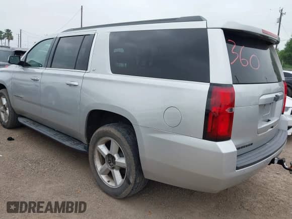2020 Chevrolet Suburban LT с VIN 1GNSKHKC7LR246446, выставлен на аукционе IAAI как лот 41927833 с пробегом Не указан миль и . История ставок и продаж доступна на DreamBid. Изображение 3.