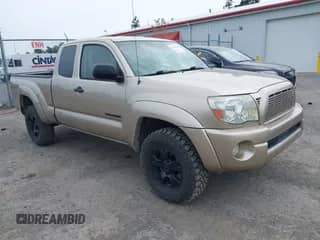 2006 Toyota Tacoma PreRunner с VIN 5TETU62N96Z252075, выставлен на аукционе IAAI как лот 42304163 с пробегом 172 940 миль миль и . История ставок и продаж доступна на DreamBid. Изображение 1.