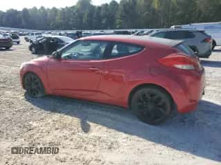 2013 Hyundai Veloster w/Black Int z VIN KMHTC6AD9DU106353, wystawiony jako Copart lot #82602835 z przebiegiem 115 712 mil mil oraz Czysty tytuł • Clean title. Historia ofert i sprzedaży dostępna na DreamBid. Obrazek 2.