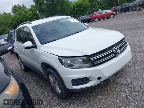 2017 Volkswagen Tiguan S с VIN WVGAV7AXXHW508104, выставлен на аукционе IAAI как лот 42434407 с пробегом 101 058 миль миль и . История ставок и продаж доступна на DreamBid. Изображение 1.