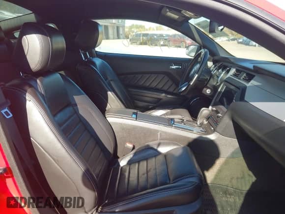 2014 Ford Mustang Premium with VIN 1ZVBP8AM1E5203717, listed as a IAAI auction lot 43550488 with 106,905 mi miles and . Bid and sale history available at DreamBid. Image 5.