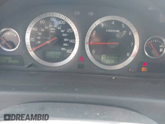 2007 Volvo XC70 with VIN YV4SZ592771288455, listed as a IAAI auction lot 42838779 with 128,035 mi miles and . Bid and sale history available at DreamBid. Image 7.