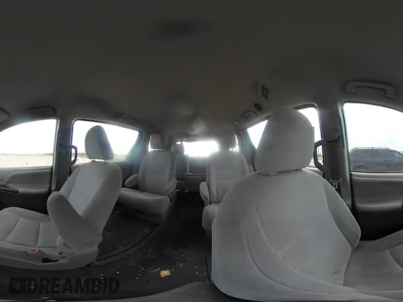 2017 Toyota Sienna L z VIN 5TDZZ3DC1HS886194, wystawiony jako IAAI lot #42917497 z przebiegiem 91 070 mil mil oraz . Historia ofert i sprzedaży dostępna na DreamBid. Obrazek 19.