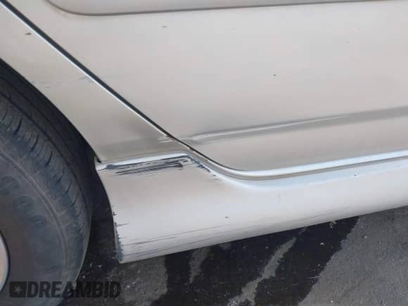 2005 Toyota Corolla CE с VIN 1NXBR32E15Z516775, выставлен на аукционе IAAI как лот 43062958 с пробегом 299 999 миль миль и . История ставок и продаж доступна на DreamBid. Изображение 6.