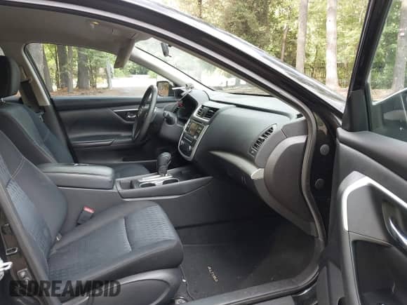 2016 Nissan Altima S with VIN 1N4AL3AP8GC125514, listed as a IAAI auction lot 43028213 with 112,735 mi miles and . Bid and sale history available at DreamBid. Image 5.