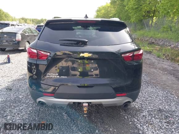 2019 Chevrolet Blazer with VIN 3GNKBGRSXKS676491, listed as a IAAI auction lot 42386466 with 85,289 mi miles and . Bid and sale history available at DreamBid. Image 15.