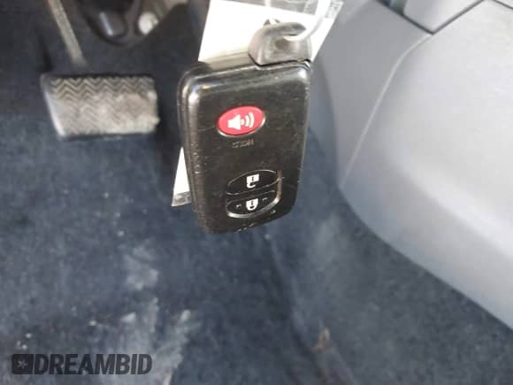 2012 Toyota Prius Two с VIN JTDZN3EU4C3129772, выставлен на аукционе IAAI как лот 43510543 с пробегом 214 091 миль миль и . История ставок и продаж доступна на DreamBid. Изображение 11.