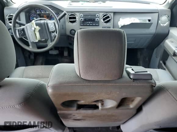 2012 Ford F-250 XL с VIN 1FT7W2B61CEB73978, выставлен на аукционе Copart как лот 80538595 с пробегом 215 896 миль миль и Списание • Salvage title. История ставок и продаж доступна на DreamBid. Изображение 8.