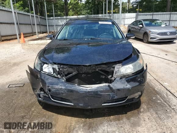 2013 Acura TL z VIN 19UUA8F22DA014540, wystawiony jako Copart lot #68867545 z przebiegiem 193 676 mil mil oraz Szkoda całkowita • Salvage title. Historia ofert i sprzedaży dostępna na DreamBid. Obrazek 5.