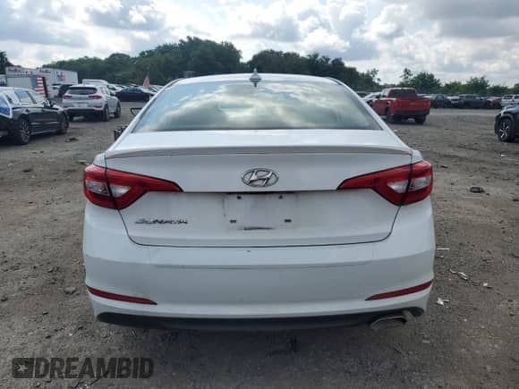 2017 Hyundai Sonata SE with VIN 5NPE24AF7HH550885, listed as a Copart auction lot 64350665 with 202,011 mi miles and Clean title. Bid and sale history available at DreamBid. Image 6.