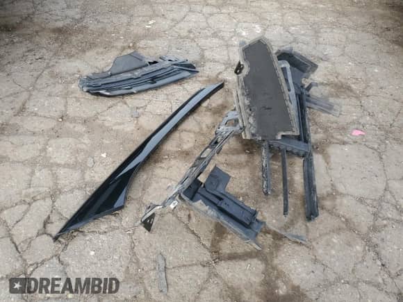 2023 Chevrolet Blazer RS z VIN 3GNKBKRSXPS205452, wystawiony jako Copart lot #57642175 z przebiegiem 49 944 mil mil oraz Szkoda całkowita • Salvage title. Historia ofert i sprzedaży dostępna na DreamBid. Obrazek 13.