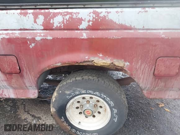 1993 Ford F-150 с VIN 1FTEF15Y7PNA14211, выставлен на аукционе IAAI как лот 43433776 с пробегом 209 739 миль миль и . История ставок и продаж доступна на DreamBid. Изображение 14.