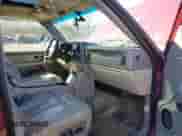 2002 Chevrolet Suburban LS с VIN 1GNFK16Z72J192120, выставлен на аукционе IAAI как лот 41802429 с пробегом 333 474 миль миль и . История ставок и продаж доступна на DreamBid. Изображение 5.
