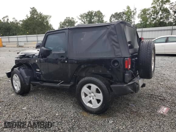 2008 Jeep Wrangler Sahara с VIN 1J4FA54158L578168, выставлен на аукционе Copart как лот 69404965 с пробегом 151 001 миль миль и Списание • Salvage title. История ставок и продаж доступна на DreamBid. Изображение 2.