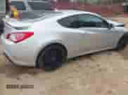 2010 Hyundai Genesis Coupe Grand Touring с VIN KMHHU6KH2AU007583, выставлен на аукционе IAAI как лот 40846776 с пробегом 70 918 миль миль и . История ставок и продаж доступна на DreamBid. Изображение 4.
