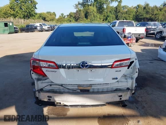2013 Toyota Camry LE z VIN 4T1BD1FKXDU094720, wystawiony jako IAAI lot #43217084 z przebiegiem 142 088 mil mil oraz . Historia ofert i sprzedaży dostępna na DreamBid. Obrazek 17.