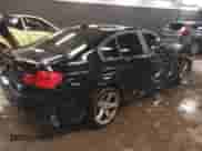 2013 BMW 3 Series 328i xDrive z VIN WBA3B3G53DNR80324, wystawiony jako IAAI lot #41490385 z przebiegiem 177 026 mil mil oraz . Historia ofert i sprzedaży dostępna na DreamBid. Obrazek 4.