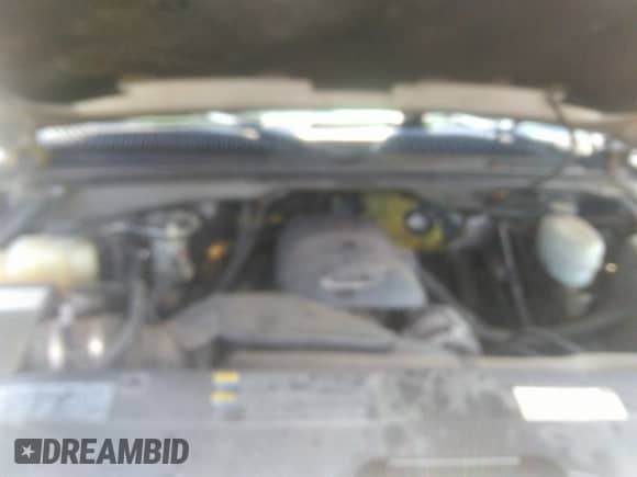 2004 Chevrolet Silverado 2500HD LS with VIN 1GCHK29U04E338229, listed as a IAAI auction lot 42258316 with 166,507 mi miles and . Bid and sale history available at DreamBid. Image 10.