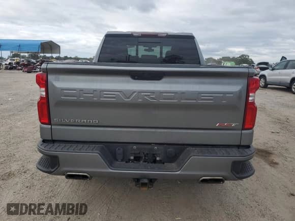 2019 Chevrolet Silverado 1500 RST с VIN 3GCUYEED2KG241432, выставлен на аукционе Copart как лот 85945375 с пробегом 101 870 миль миль и Списание • Salvage title. История ставок и продаж доступна на DreamBid. Изображение 6.
