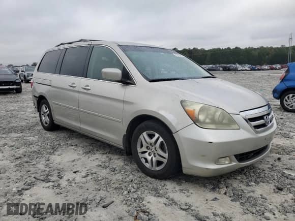 2005 Honda Odyssey EX z VIN 5FNRL38485B406723, wystawiony jako Copart lot #82227985 z przebiegiem 283 465 mil mil oraz Szkoda całkowita • Salvage title. Historia ofert i sprzedaży dostępna na DreamBid. Obrazek 4.