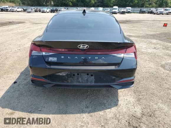 2023 Hyundai Elantra SE with VIN KMHLL4AG5PU433836, listed as a Copart auction lot 68199515 with 70,676 mi miles and Salvage title. Bid and sale history available at DreamBid. Image 6.