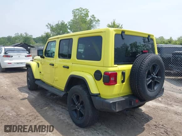 2022 Jeep Wrangler Unlimited Sahara Altitude с VIN 1C4HJXEG7NW215698, выставлен на аукционе IAAI как лот 42495138 с пробегом 29 142 миль миль и . История ставок и продаж доступна на DreamBid. Изображение 3.