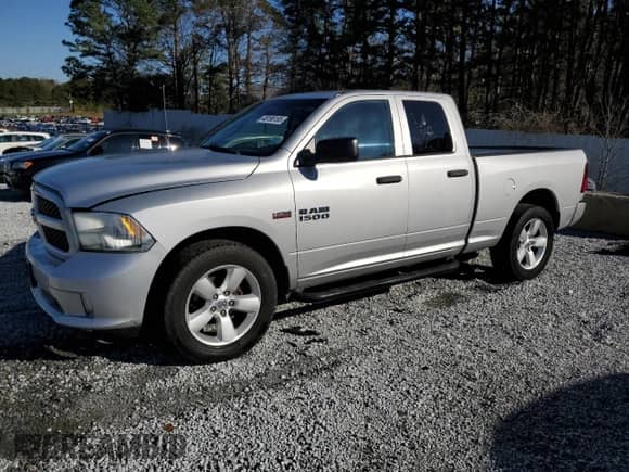 2015 Ram 1500 Tradesman with VIN 1C6RR6FT6FS512397, listed as a Copart auction lot 48196195 with 182,190 mi miles and Clean title. Bid and sale history available at DreamBid. Image 1.