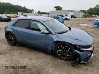 2022 Hyundai Ioniq 5 SEL z VIN KM8KNDAF8NU109032, wystawiony jako Copart lot #54239953 z przebiegiem 11 256 mil mil oraz . Historia ofert i sprzedaży dostępna na DreamBid. Obrazek 4.