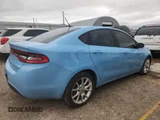 2013 Dodge Dart SXT z VIN 1C3CDFBA5DD199107, wystawiony jako Copart lot #81649905 z przebiegiem 96 877 mil mil oraz Szkoda całkowita • Salvage title. Historia ofert i sprzedaży dostępna na DreamBid. Obrazek 3.