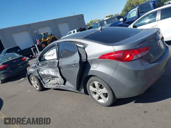 2012 Hyundai Elantra Limited z VIN 5NPDH4AEXCH141418, wystawiony jako IAAI lot #43343441 z przebiegiem 214 501 mil mil oraz . Historia ofert i sprzedaży dostępna na DreamBid. Obrazek 14.