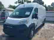 2023 Ram ProMaster Cargo z VIN 3C6LRVDG0PE579278, wystawiony jako IAAI lot #42852620 z przebiegiem 29 144 mil mil oraz . Historia ofert i sprzedaży dostępna na DreamBid. Obrazek 2.