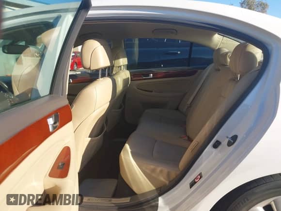 2012 Hyundai Genesis 3.8L with VIN KMHGC4DD5CU196908, listed as a IAAI auction lot 43442393 with 117,715 mi miles and . Bid and sale history available at DreamBid. Image 8.