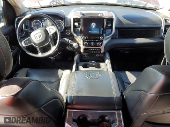 2019 Ram 1500 Laramie с VIN 1C6SRFJT9KN637136, выставлен на аукционе Copart как лот 85555365 с пробегом 165 917 миль миль и Чистый • Clean title. История ставок и продаж доступна на DreamBid. Изображение 8.