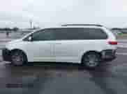 2018 Toyota Sienna XLE Auto Access Seat with VIN 5TDYZ3DC3JS965061, listed as a IAAI auction lot 43236824 with 298,304 mi miles and . Bid and sale history available at DreamBid. Image 15.