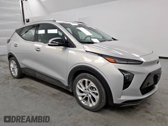 2023 Chevrolet Bolt EUV LT with VIN 1G1FY6S06P4155487, listed as a Copart auction lot 84301885 with 49,090 mi miles and Non repairable. Bid and sale history available at DreamBid. Image 4.