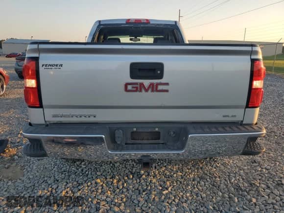 2017 GMC Sierra 1500 SLE z VIN 1GTR1MECXHZ154477, wystawiony jako Copart lot #75008474 z przebiegiem 90 153 mil mil oraz Szkoda całkowita • Salvage title. Historia ofert i sprzedaży dostępna na DreamBid. Obrazek 6.