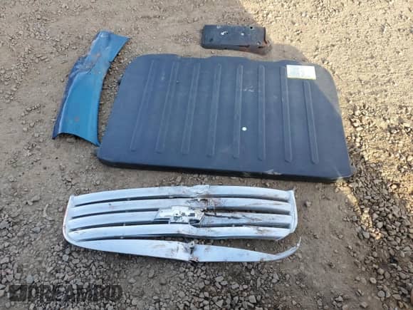 2009 Chevrolet HHR 1LT with VIN 3GNCA23V69S529284, listed as a Copart auction lot 81870575 with 138,976 mi miles and Salvage title. Bid and sale history available at DreamBid. Image 13.