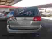 2006 Toyota Sienna XLE Limited z VIN 5TDZA22C46S539492, wystawiony jako IAAI lot #43460311 z przebiegiem 134 712 mil mil oraz . Historia ofert i sprzedaży dostępna na DreamBid. Obrazek 16.