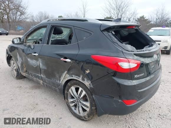 2015 Hyundai Tucson SE с VIN KM8JUCAG7FU025612, выставлен на аукционе IAAI как лот 40991240 с пробегом Не указан миль и . История ставок и продаж доступна на DreamBid. Изображение 6.