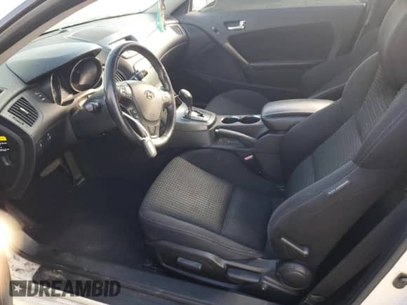 2012 Hyundai Genesis Coupe R-Spec с VIN KMHHT6KD9CU069727, выставлен на аукционе Copart как лот 85198015 с пробегом 142 770 миль миль и Чистый • Clean title. История ставок и продаж доступна на DreamBid. Изображение 7.