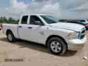 2022 Ram 1500 Tradesman z VIN 1C6RR6FG4NS170546, wystawiony jako Copart lot #63073055 z przebiegiem 65 203 mil mil oraz Szkoda całkowita • Salvage title. Historia ofert i sprzedaży dostępna na DreamBid. Obrazek 4.