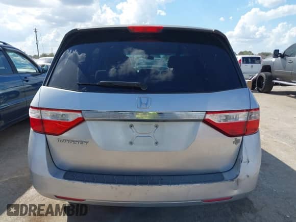 2011 Honda Odyssey EX с VIN 5FNRL5H4XBB059371, выставлен на аукционе IAAI как лот 43402395 с пробегом 253 286 миль миль и . История ставок и продаж доступна на DreamBid. Изображение 16.